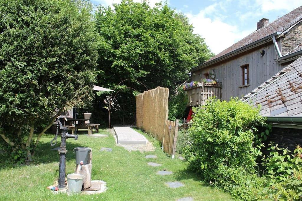 Gite Les 7 Frenes Vaux-sur-Sure Exterior photo